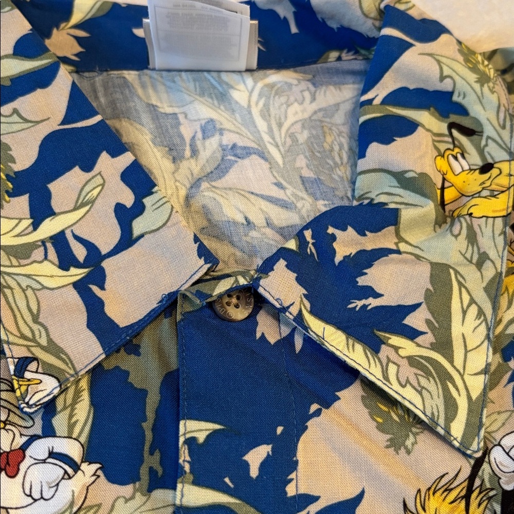 Disney Hawaiian Shirt Vintage Mickey Donald Goofy animal kingdom men’s XL safari - Picture 11 of 11